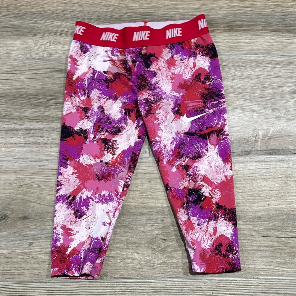 Girls Nike crop pants